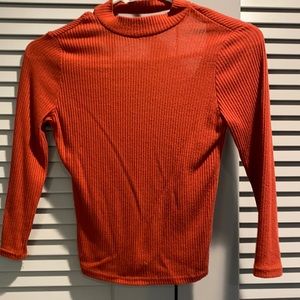 Backless crop sweater 3/4 sleeve